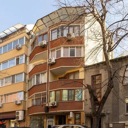 Apartamento Bright City-center Flat For 4 Guests Varna