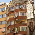 Bright City-center Flat For 4 Guests * Варна