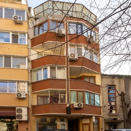 Bright City-center Flat For 4 Guests Apartment *