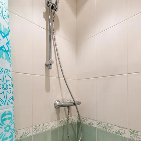 Bright City-center Flat For 4 Guests 公寓 瓦爾納